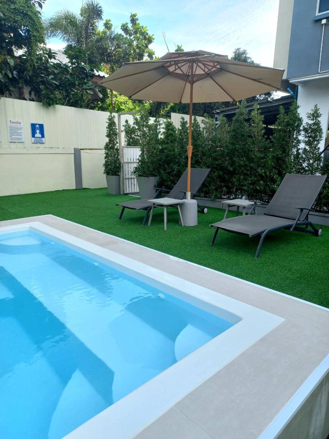 Ruenthip Pattaya Hotel Kültér fotó