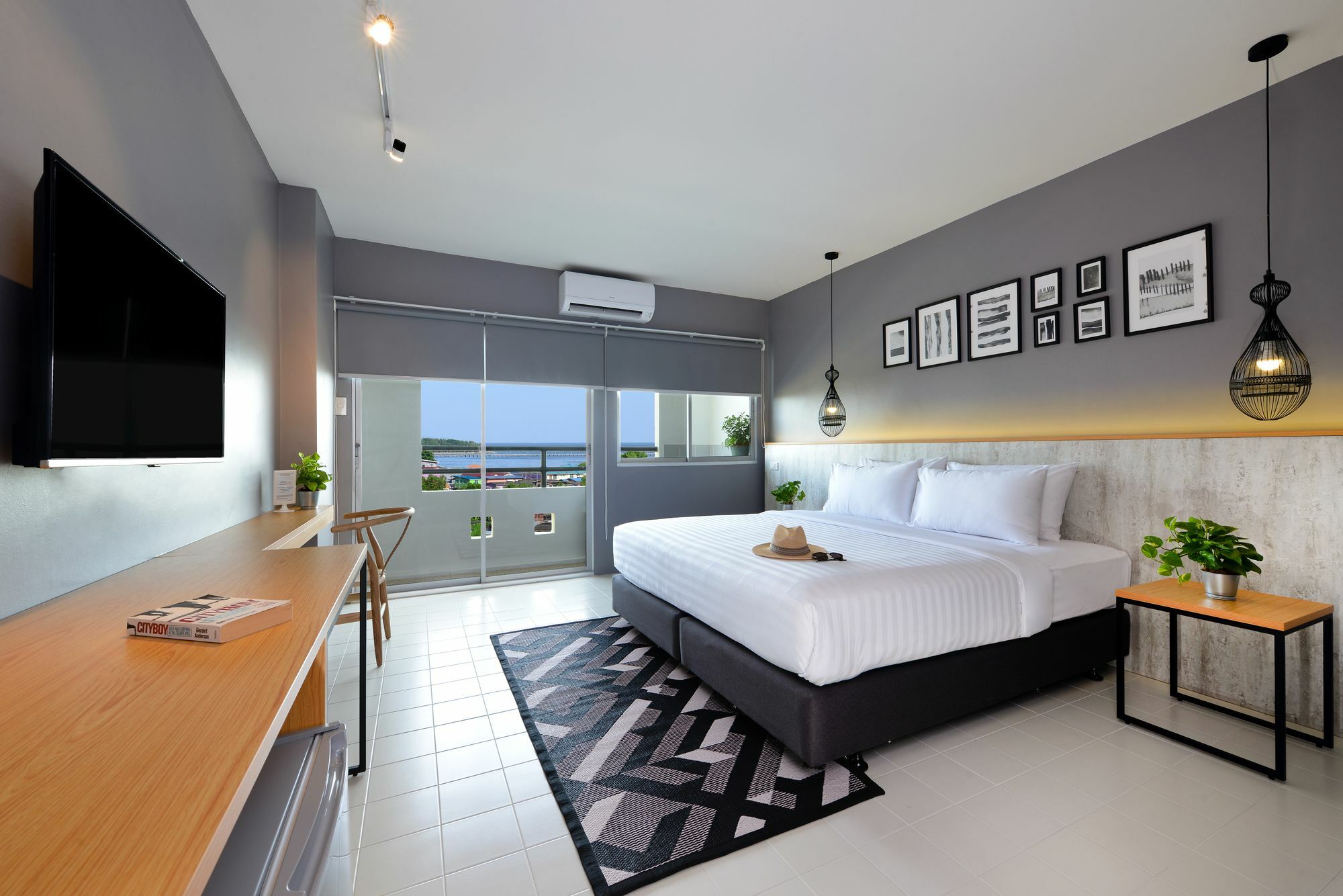 Ruenthip Pattaya Hotel Kültér fotó