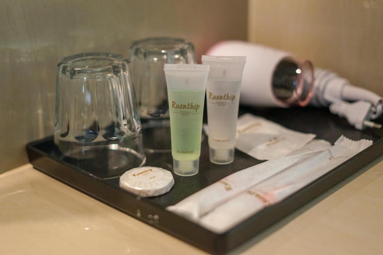 Ruenthip Pattaya Hotel Kültér fotó