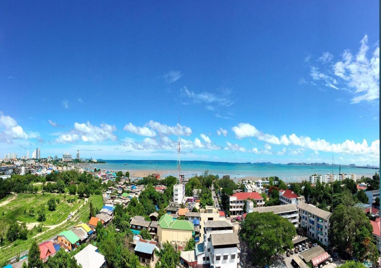 Ruenthip Pattaya Hotel Kültér fotó